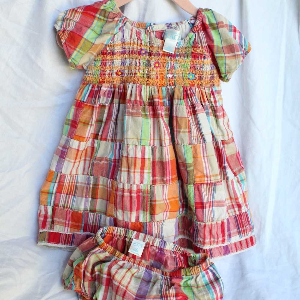 The Children's Place infant dress w/ bloomer - Picture 2 of 9